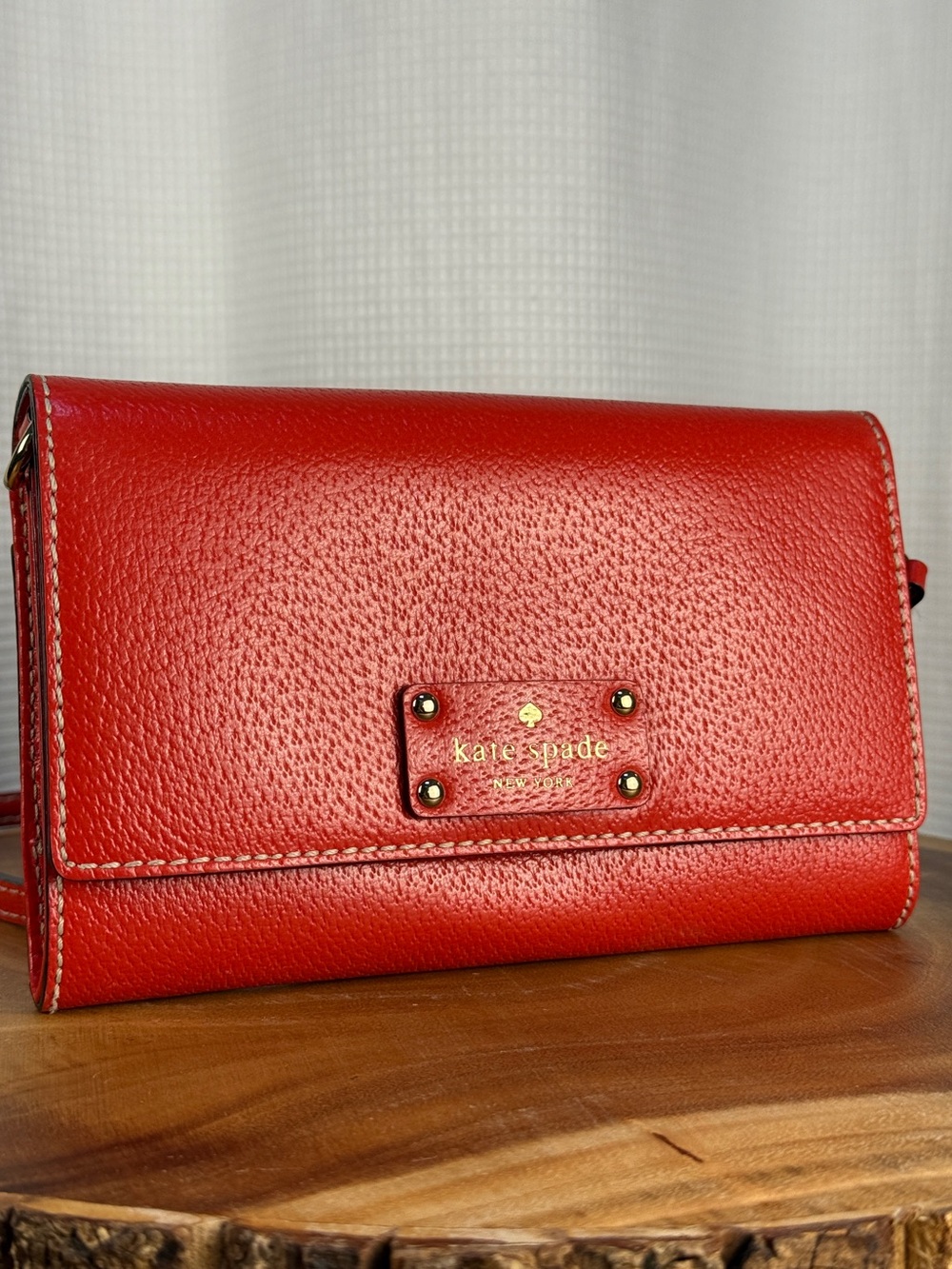 Kate Spade Red Pebbled Leather Crossbody Clutch - Like New! NWOT - Picture 10 of 10